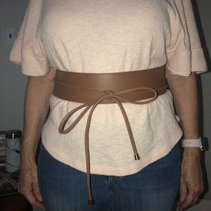 WHITE HOUSE BLACK MARKET BELT - NEW WITH TAGS!